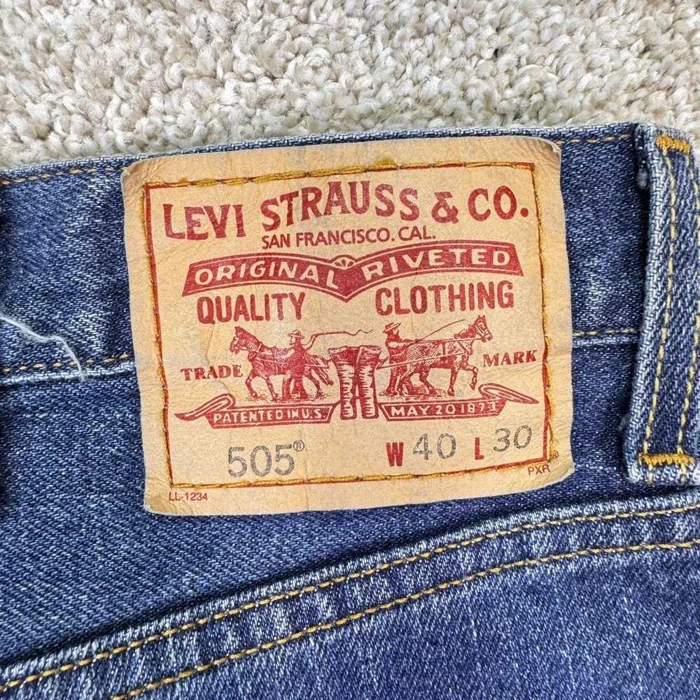 Levi's Jeans Mens 40x30 505 Regular Fit Blue Straight Leg Denim EUC